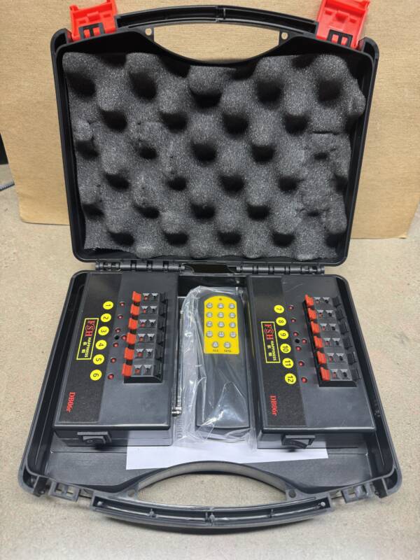 12 Cue Firework Firing Unit - Image 2