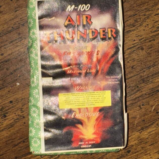 AIR THUNDER FIRECRACKER PACK (Collectible)  VINTAGE