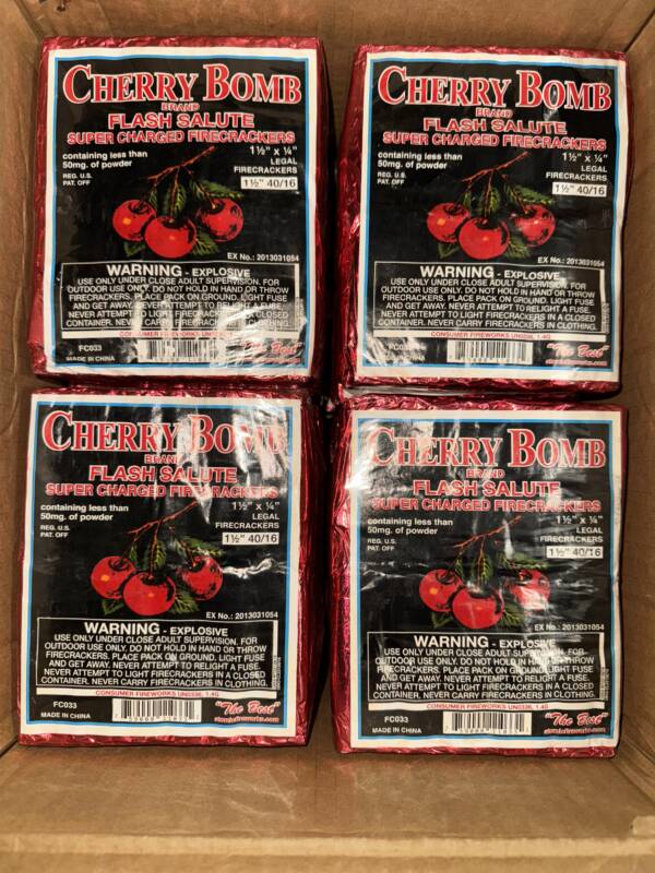 Half brick classic cherry bomb firecrackers 40/16 - Image 2