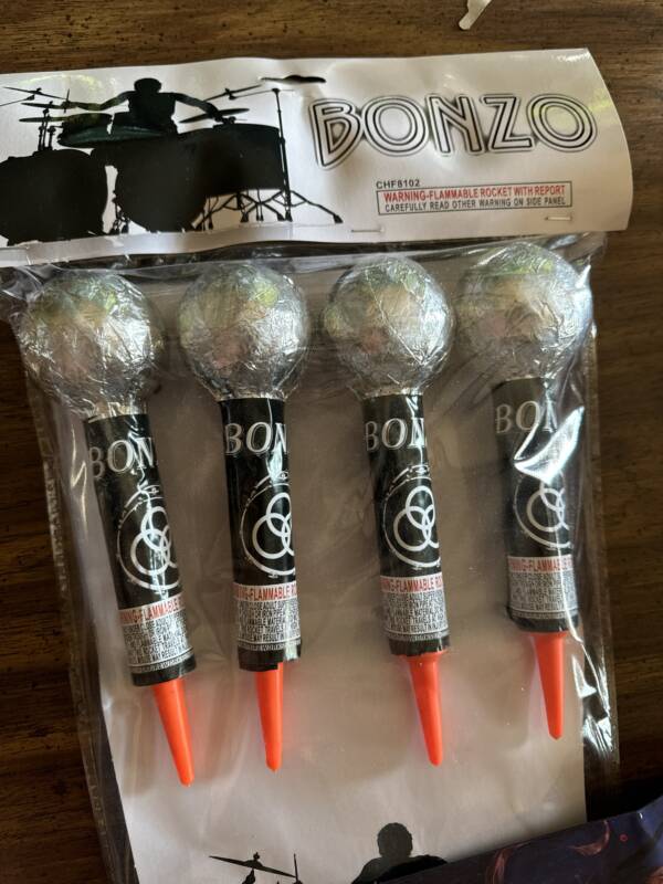 BONZO 2.5" ROCKETS silver tail -report🧨