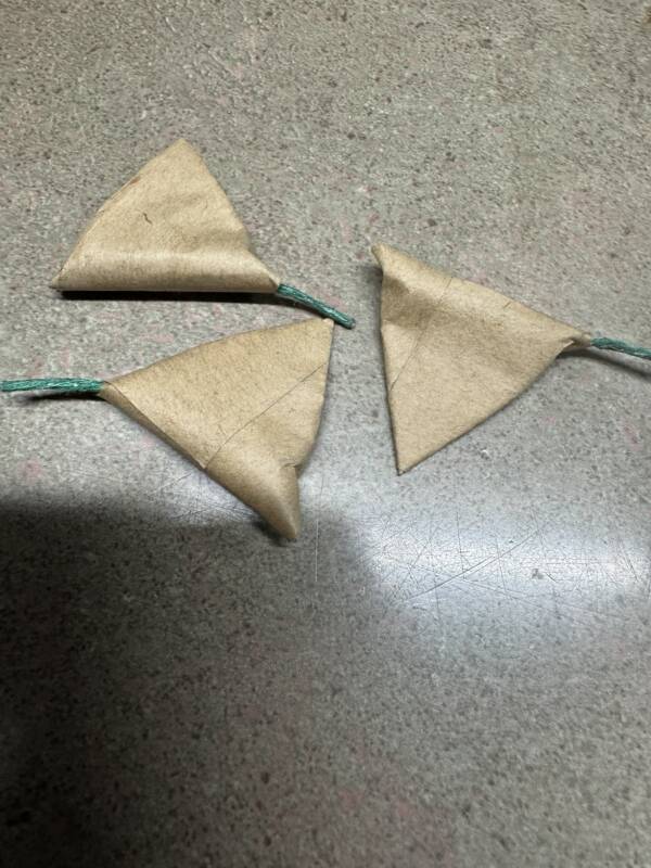 FIREFOX TRIANGLE FIRECRACKERS (qty50) - Image 2