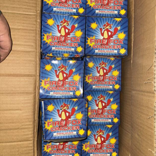 FIREFOX TRIANGLE FIRECRACKERS (qty50)