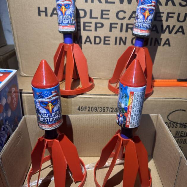 balloon destroyer missiles high flying snowball effect 4 pk